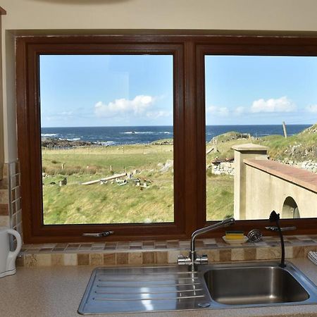 Sea View Apartment Downings Exterior foto